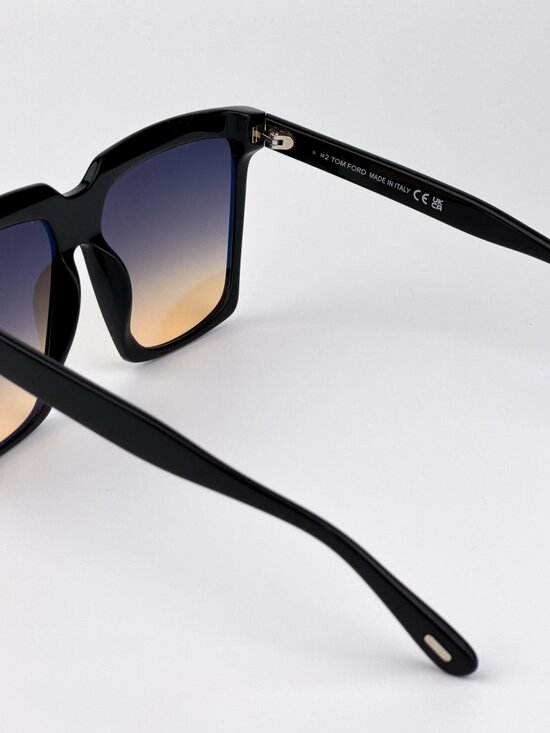 Tom Ford SABRINA-02 Women Sunglasses Black Gradient Oversized Square FT0764 01B main image 4
